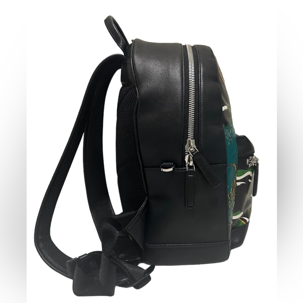 MCM Stark Psychedelic Rabbit Backpack - Picture 6 of 14